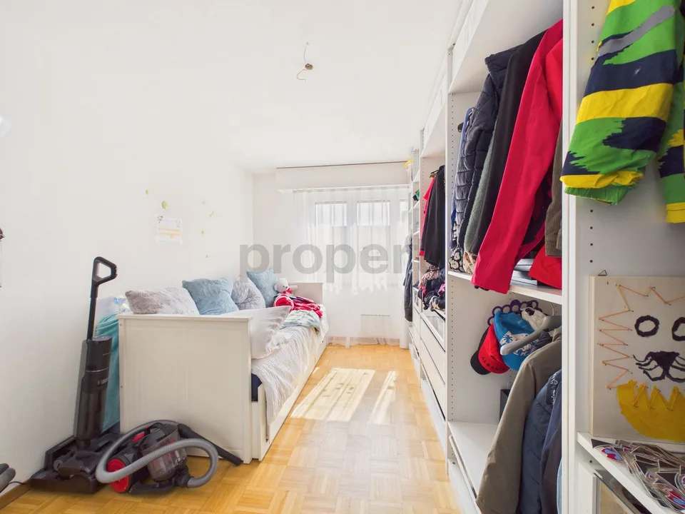 Appartement lumineux de 5,5 pièces avec balcon, Tafers