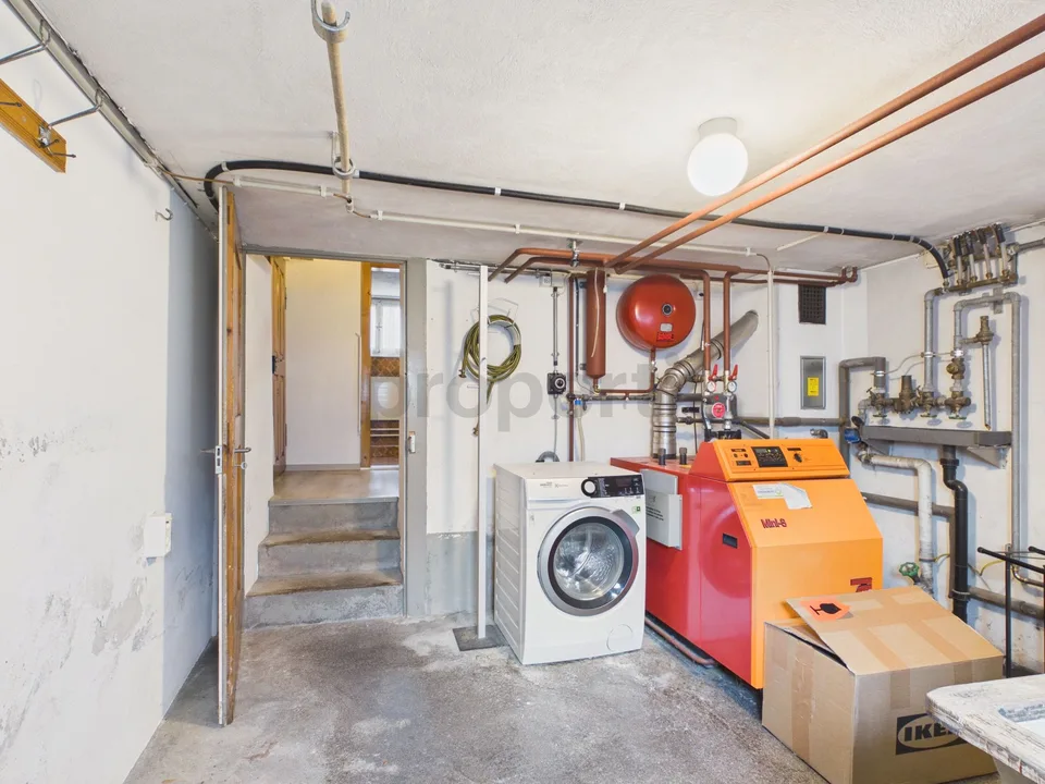 Maison unifamiliale historique avec un potentiel polyvalent à Glarus Süd