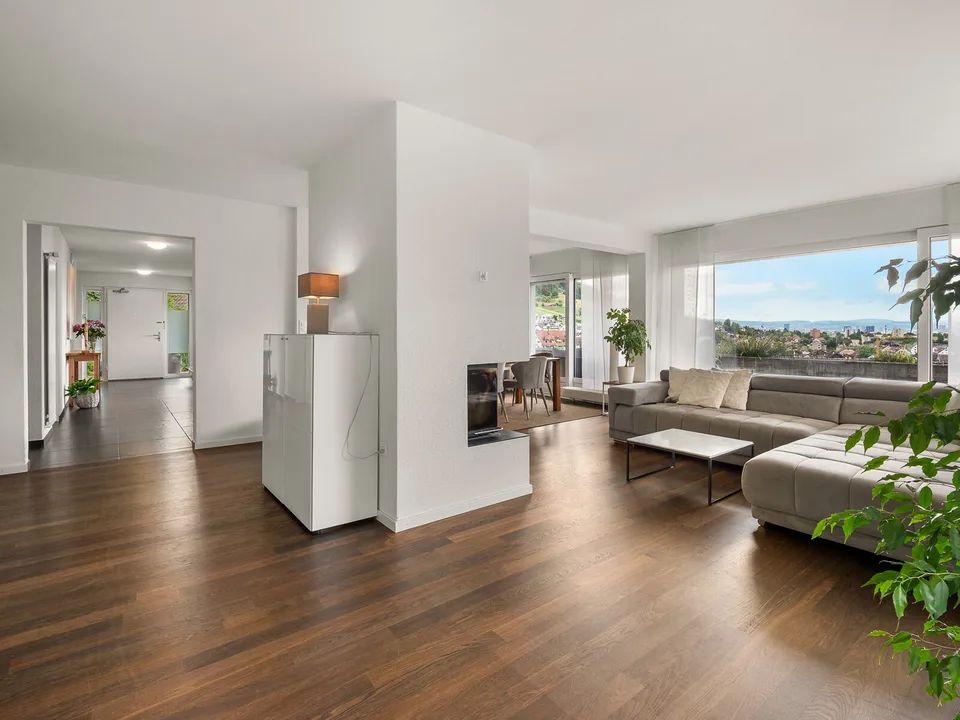 Familienhaus mit sehr viel Raum und fantastischer Panoramasicht
