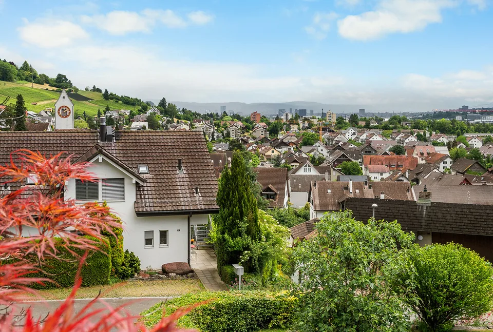 Familienhaus mit sehr viel Raum und fantastischer Panoramasicht