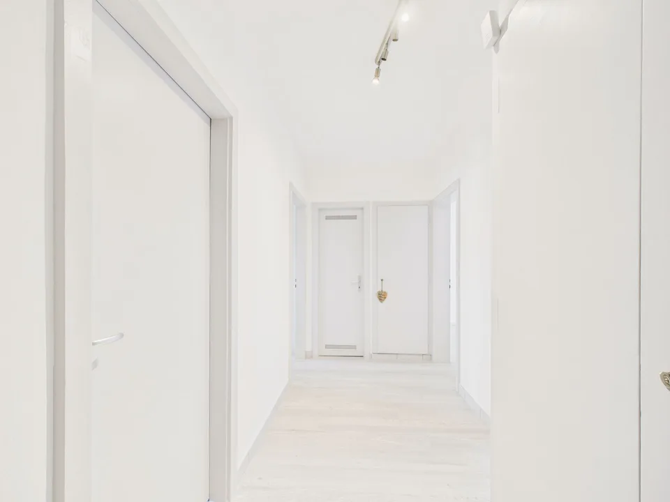 Renovated 3.5 Room Apartment in the Heart of Le Locle - Calm, Modernity, and Comfort