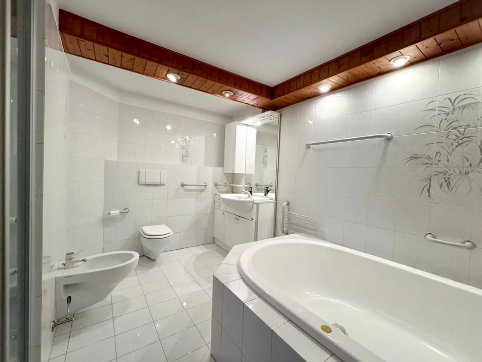 Helles 5,5-Zimmer-Apartment in Castel San Pietro