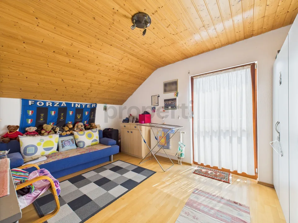 Wunderschönes Einfamilienhaus mit 4,5 Zimmern und Garten in Sigirino