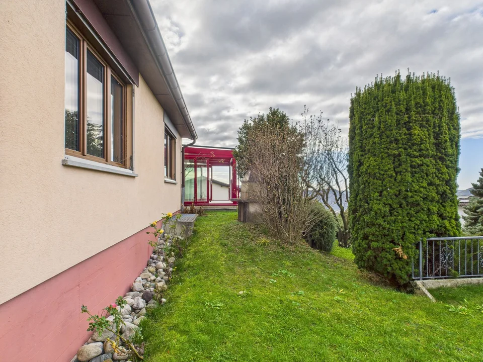 Unabhängige Villa im schönen Muggio-Tal