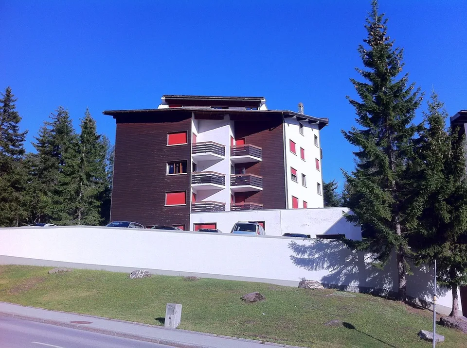 Eine geräumige 4.5 mit großem Renovierungspotenzial in Crans-Montana