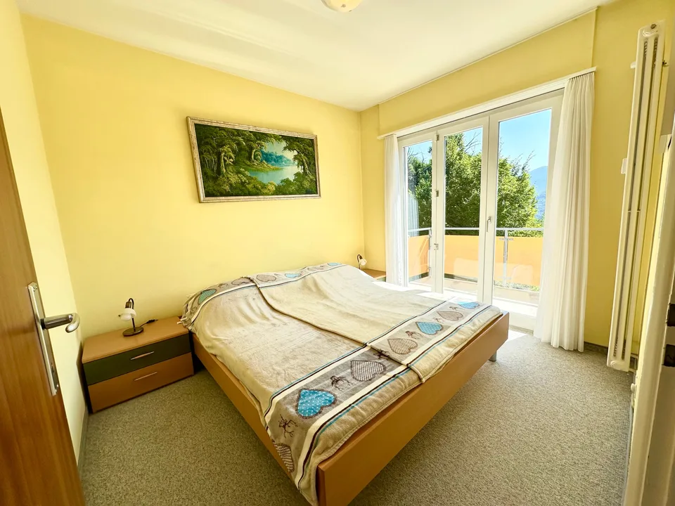 Elegante 3,5-Zimmer-Penthouse mit Blick auf den Luganersee