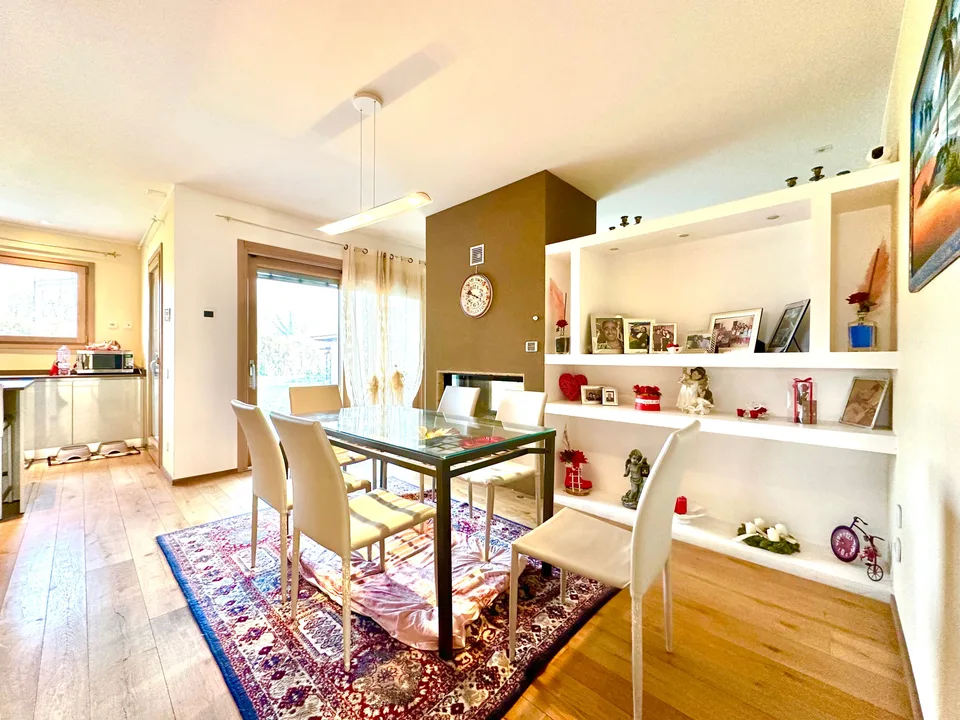Deliziöses Einfamilienhaus in Stabio, Kanton Tessin