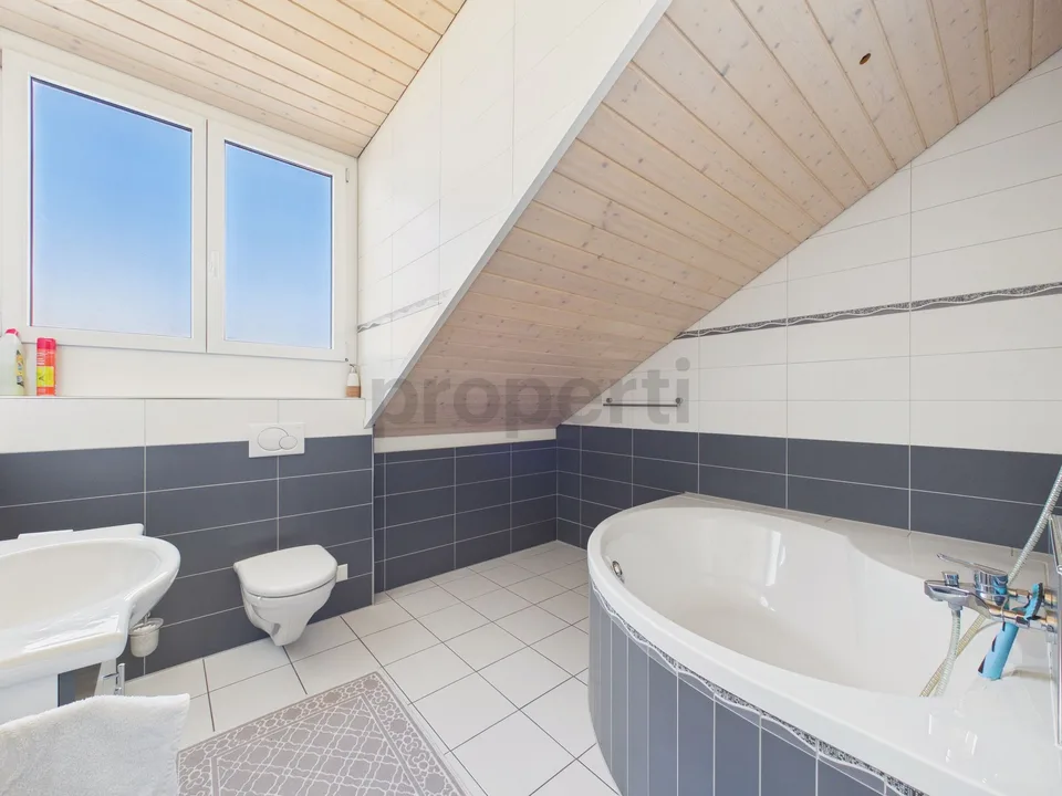 Une maison où il fait bon vivre - Maison jumelée de 6,5 pièces à Oftringen