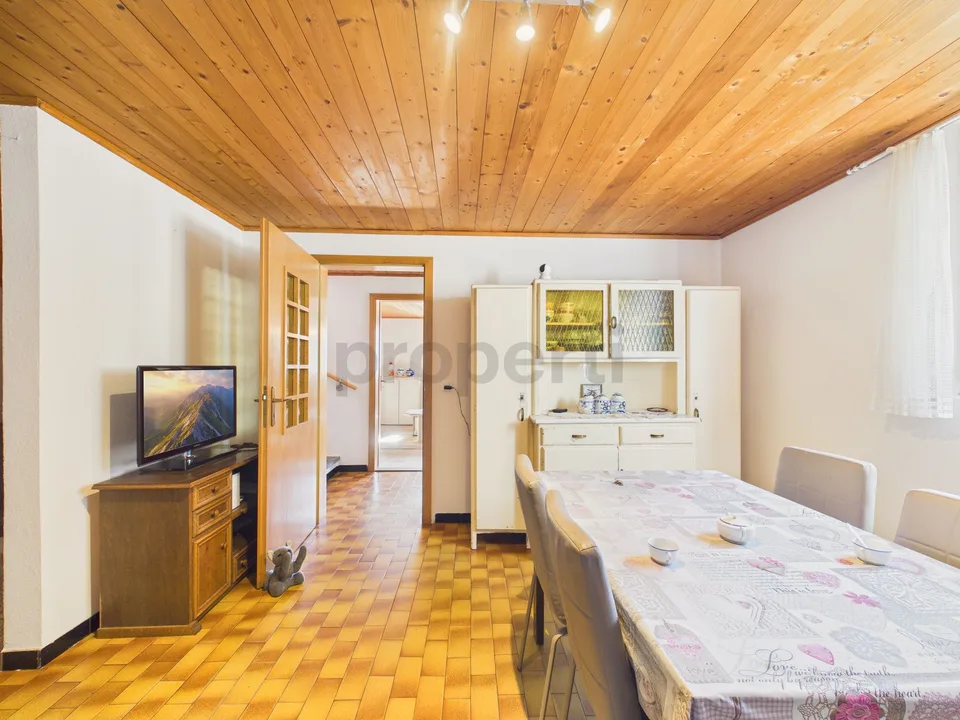 Single-family house with peat, garden, panoramic view PRIMARY AND SECONDARY RESIDENCE IN VAL CALANCA