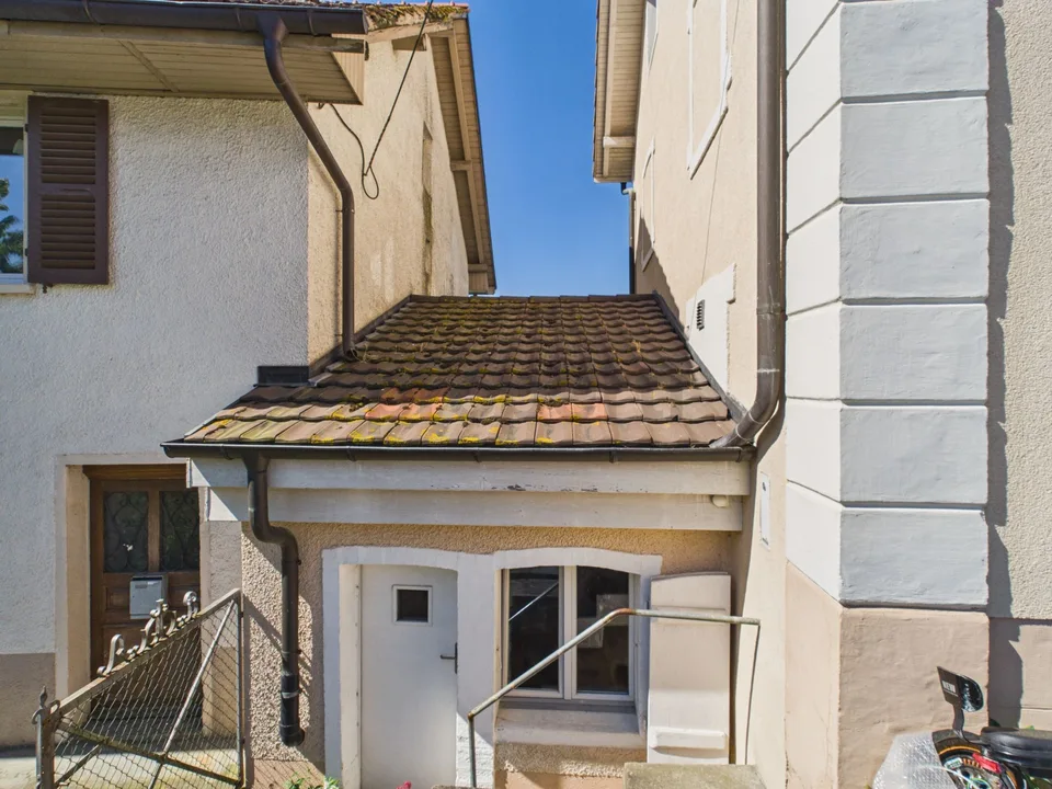 Elegantes Mehrfamilienhaus mit 4 Wohnungen, Keller und Parkplatz, Basse-Vendline