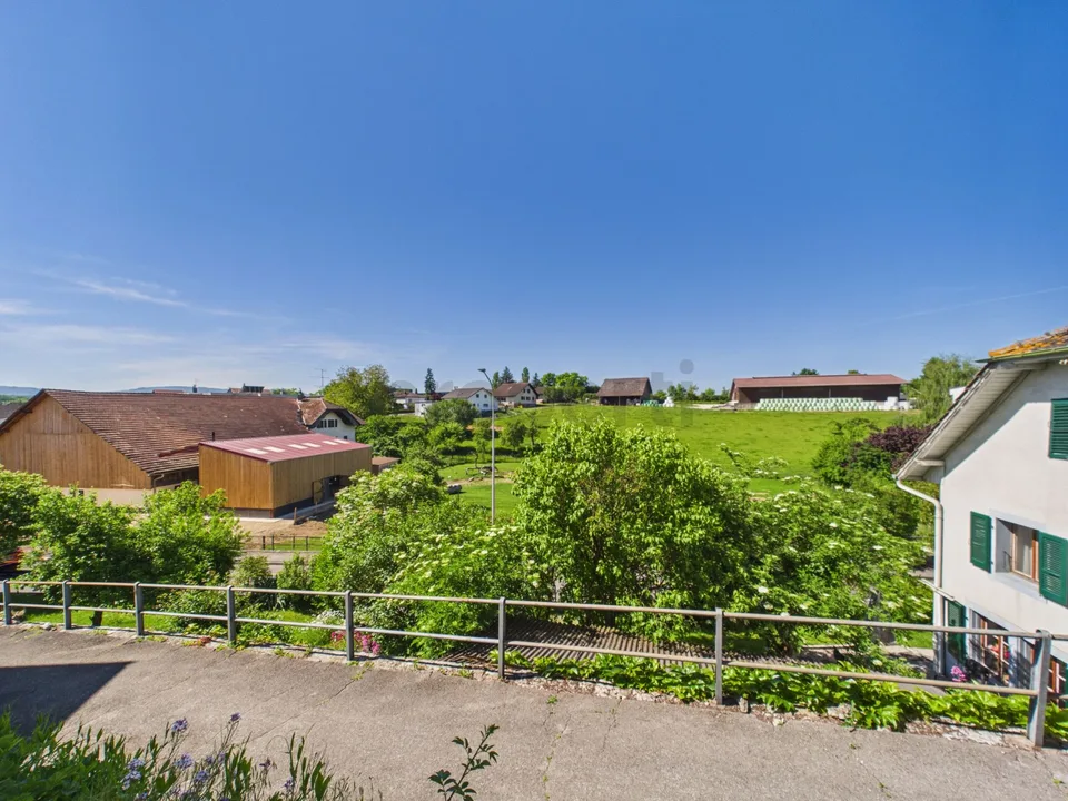Elegantes Mehrfamilienhaus mit 4 Wohnungen, Keller und Parkplatz, Basse-Vendline