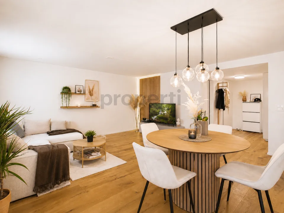 Renovierte 3.5-Zimmer-Wohnung mit privatem Gartensitzplatz und moderner Ausstattung