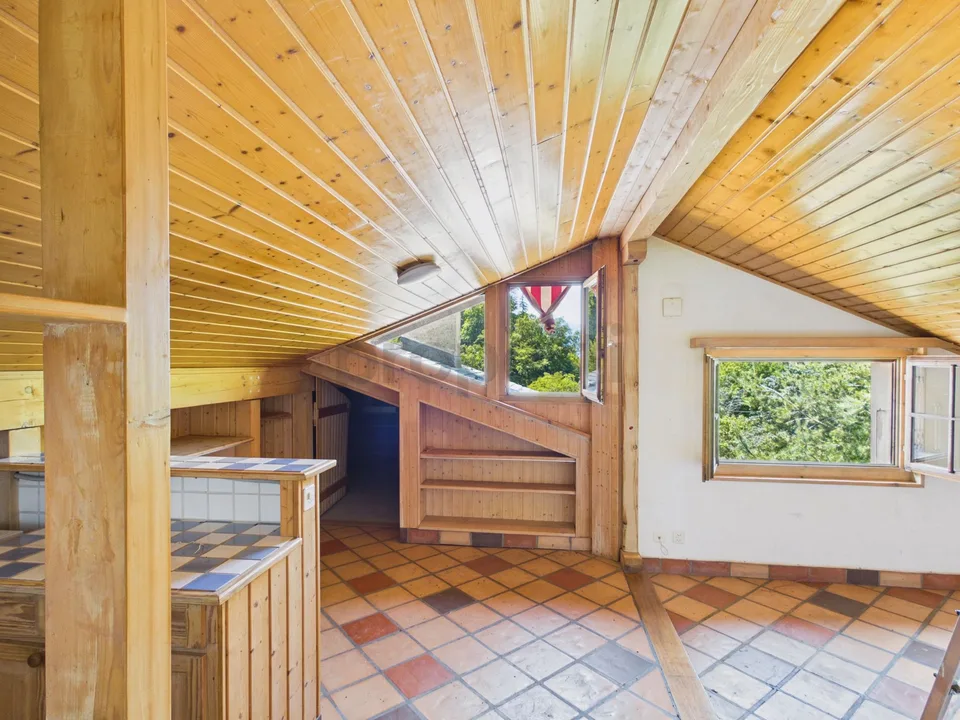 Maison villageoise de 3 appartements (2x 3.5 pces et 1x 2.5 pces) au calme absolu