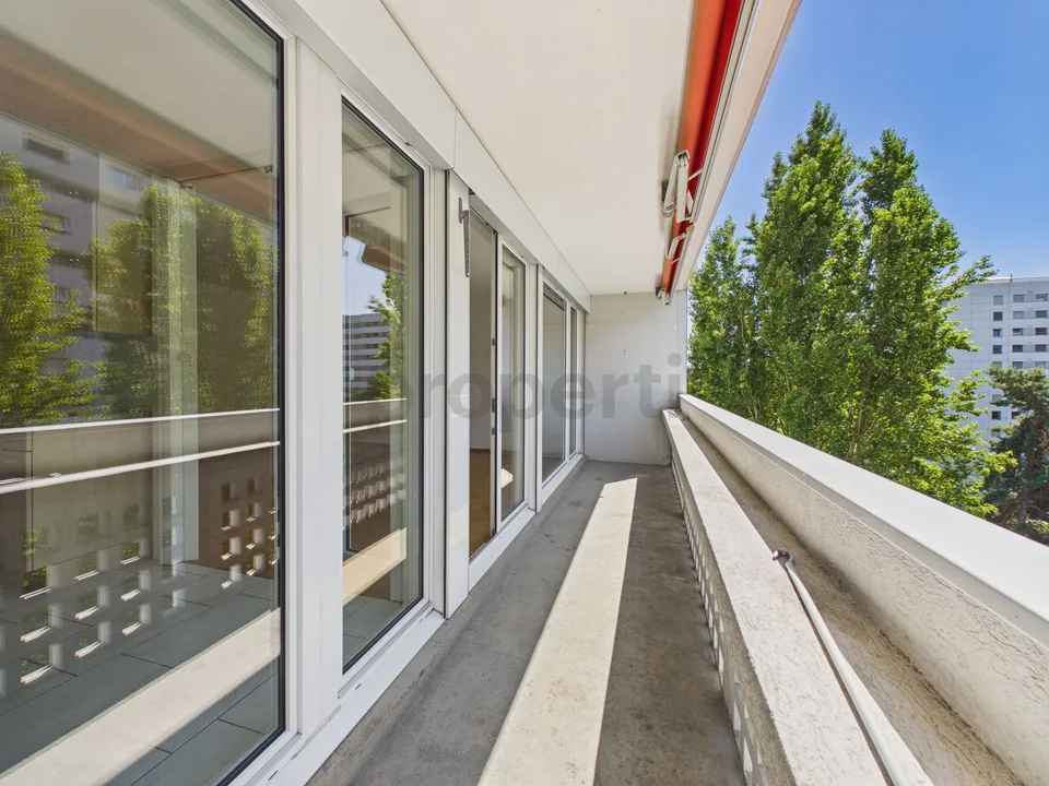 Appartamento 3.5 stanze recentemente ristrutturato con balcone, Spreitenbach