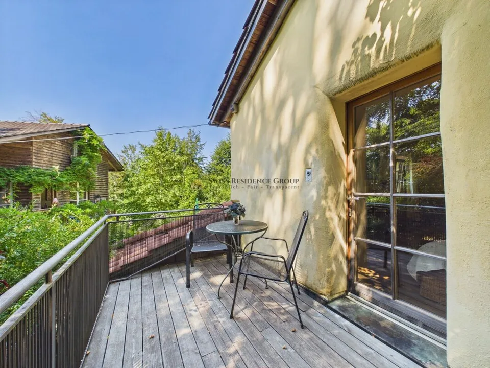Vivere in una casa di argilla sull'Uetliberg