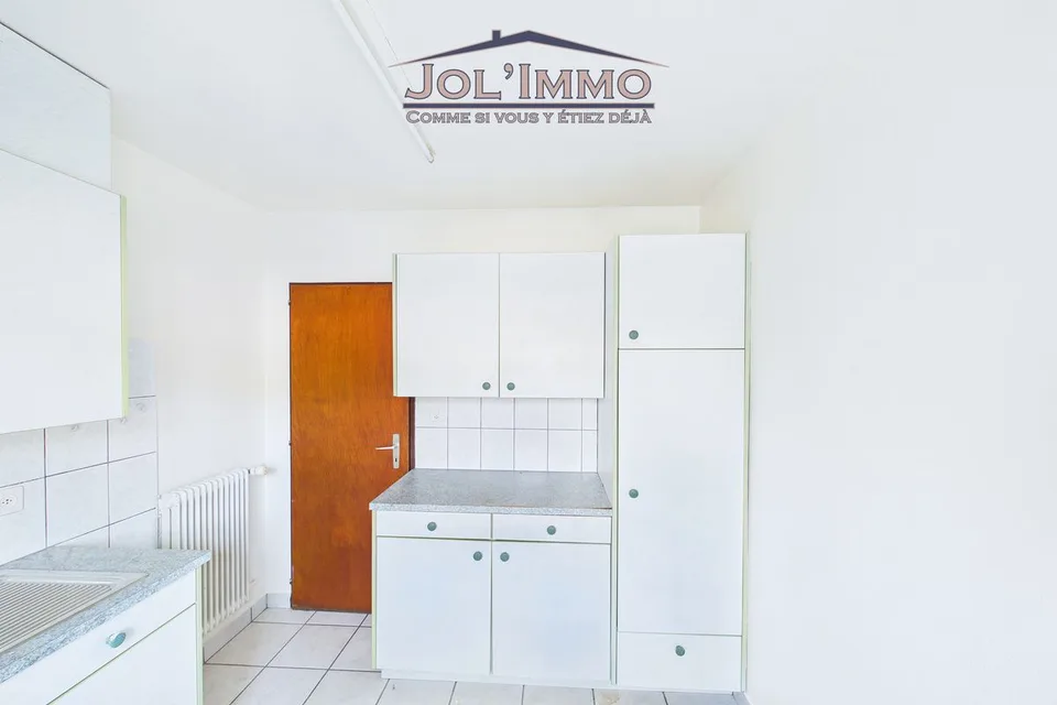 Appartamento di 3,5 locali in affitto a Haute-Sorne