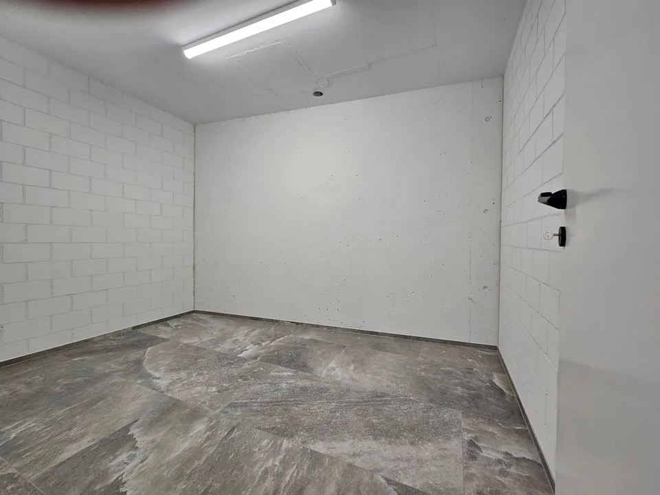 NEUBAU AN TOP LAGE (WHG-D) MIT EIGNE WASCHKÜCHE UND KELLER (14,5 m2)