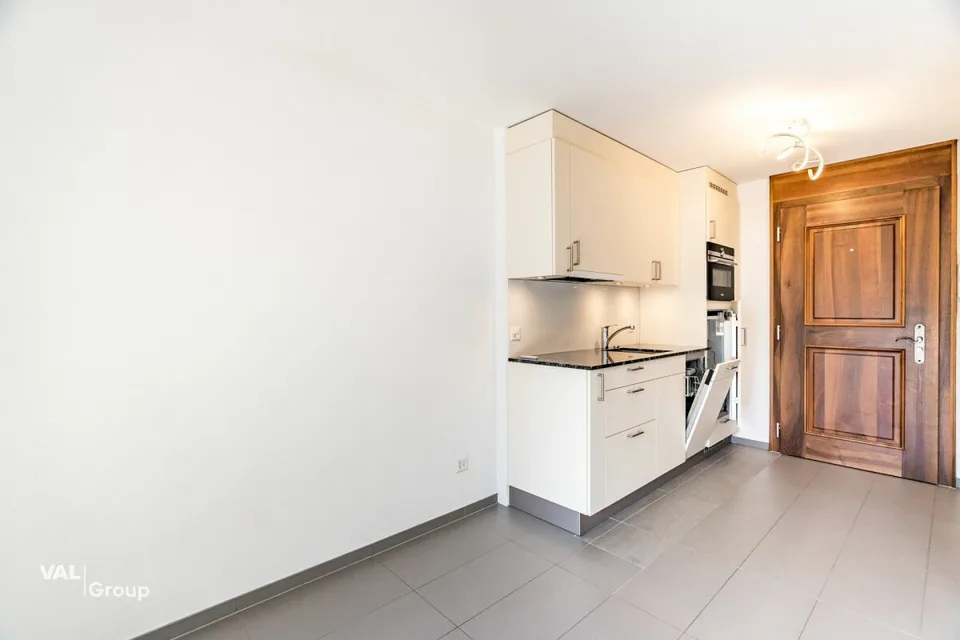 Kompakt, hell, gut gelegen: Studio mit Balkon und Keller