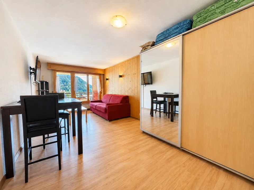 STUDIO MIT BALKON UND UNVERBAUBAREM BLICK IM HERZEN VON VERBIER
