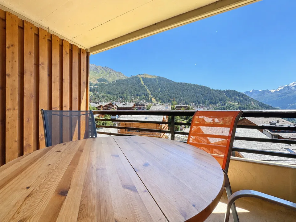 STUDIO AVEC BALCON ET VUE DÉGAGÉE AU CŒUR DE VERBIER