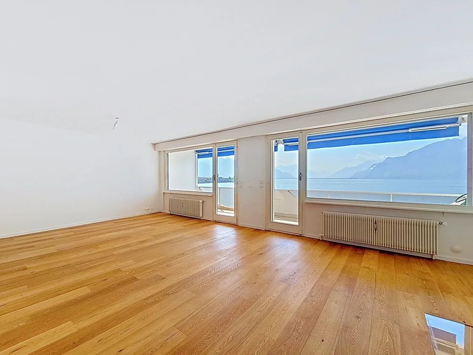 Splendide appartement rénové avec place d'amarrage dans port privé