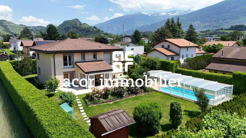 Plan-Conthey - Villa individuelle de 7½ pièces avec piscine