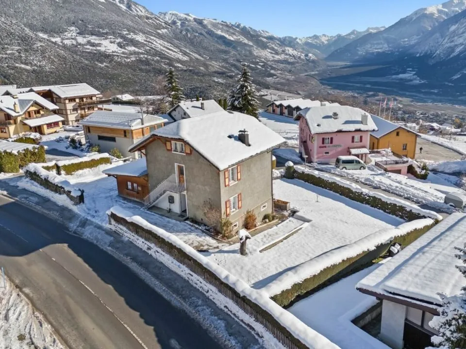 Einzigartig! Zweifamilienhaus im Skigebiet Crans-Montana/VS