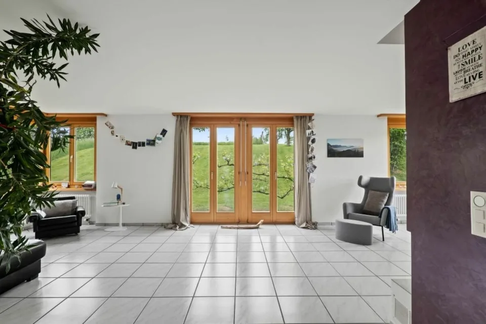 Bijou- Pferdeparadies! Einfamilienhaus mit Pferdestall