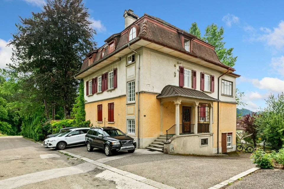 Maison de maître de 4 appartements avec piscine