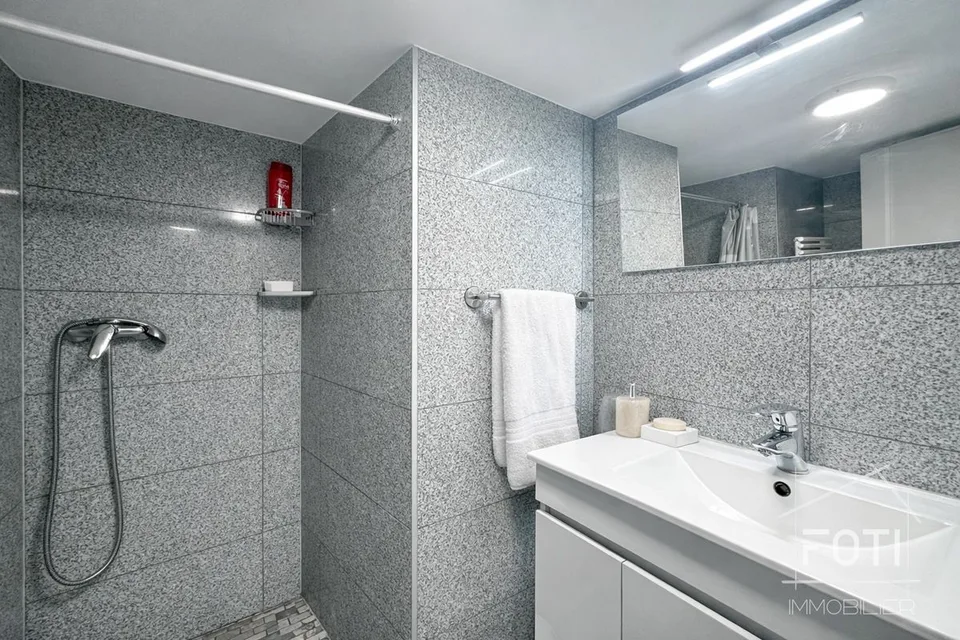 Immeuble de 3 logements loués au rendement de 4,26% garanti et potentiel à 4,93%