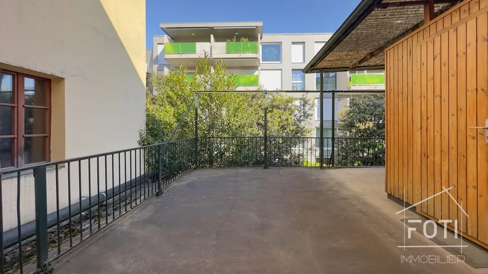 Avenue de la Gare 5 sur la rue piétonne, immeuble mixte avec rendement potentiel de 5,94%