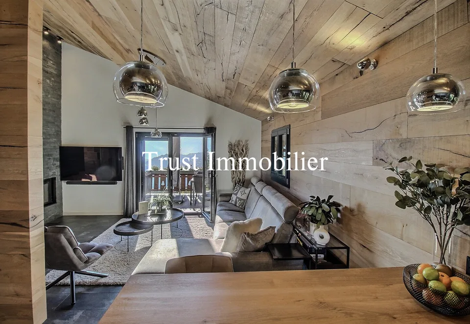 6015. Magnifique chalet à Icogne à Vendre