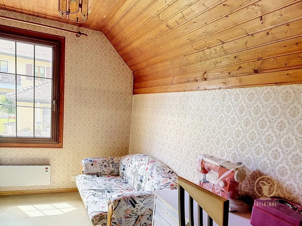 LE MONT-SUR-LAUSANNE - maison jumelle à vendre avec jardin et garage-box