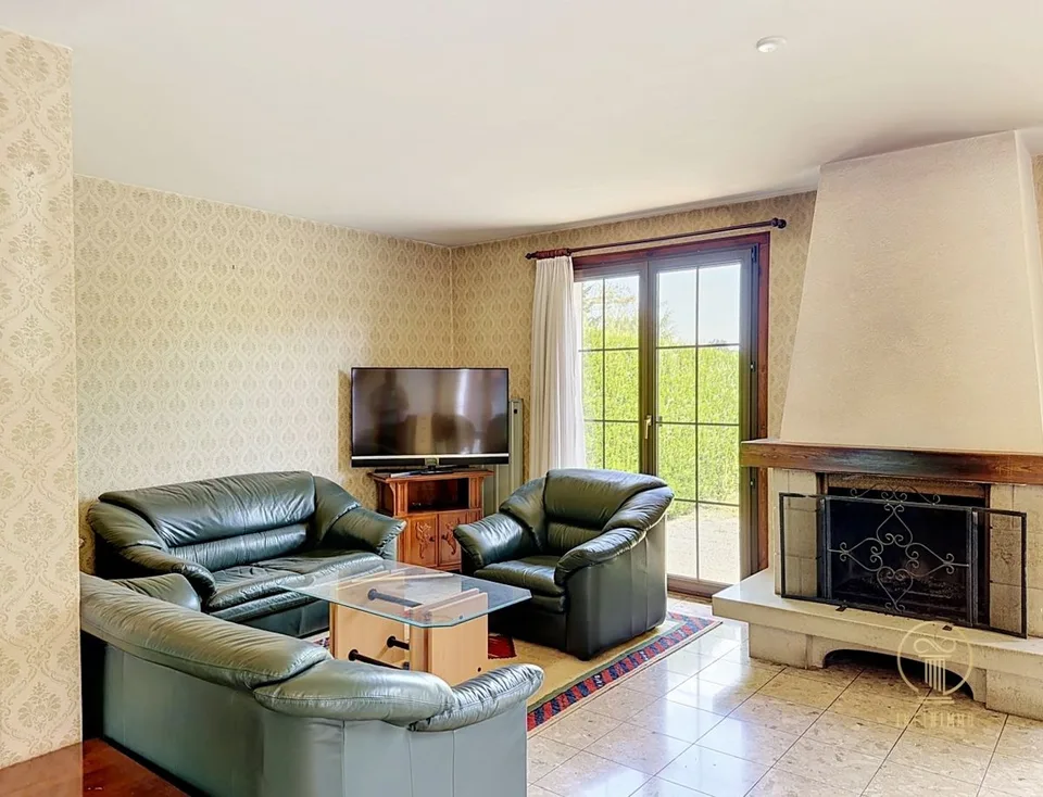 LE MONT-SUR-LAUSANNE - maison jumelle à vendre avec jardin et garage-box
