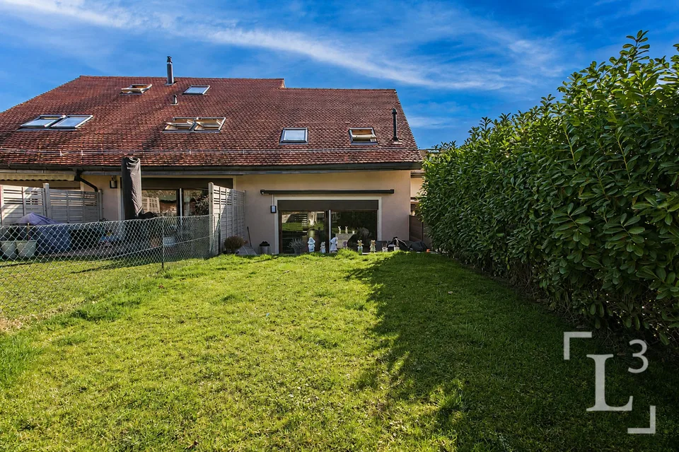 Geräumiges Familienhaus mit Garten