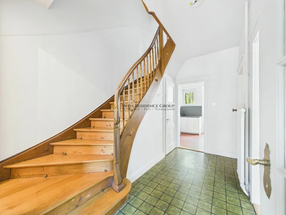 7.5-Zimmer-Einfamilienhaus in Basel - Charakter, Raum und privater Garten