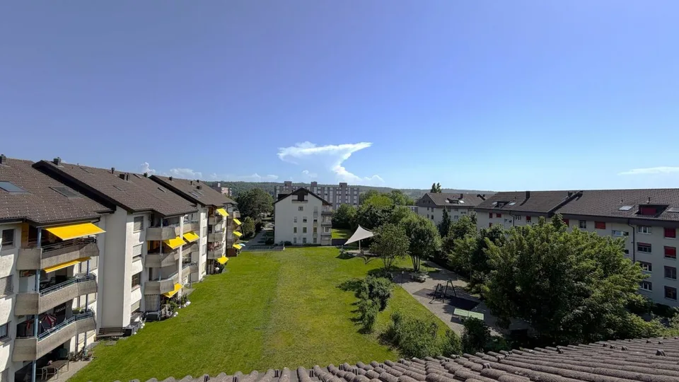 Grosse Sanierte 5.0 Maisonette Wohnung mit Balkon in einer ruhiger Lage Solothurn