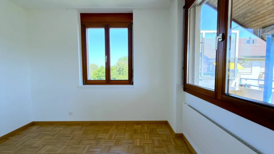 Grosse Sanierte 5.0 Maisonette Wohnung mit Balkon in einer ruhiger Lage Solothurn