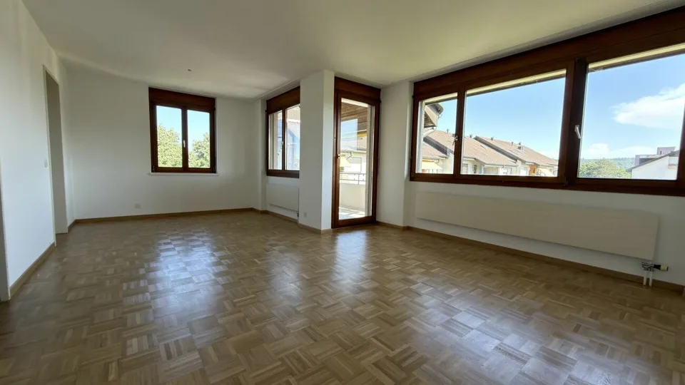 Grosse Sanierte 5.0 Maisonette Wohnung mit Balkon in einer ruhiger Lage Solothurn