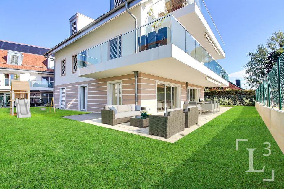 New! Family apartment on garden level