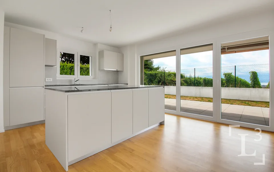 New! Family apartment on garden level