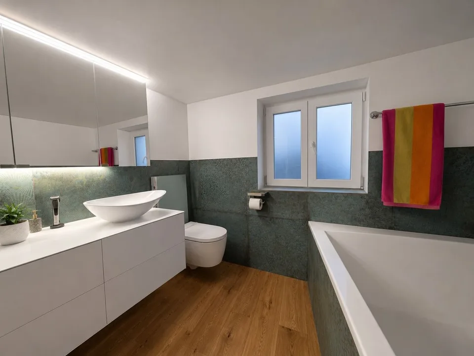 Einfamilienhaus vollständig renoviert mit Garten