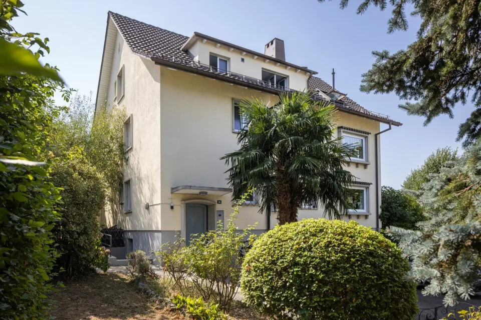 Mehrfamilienhaus mit Baulandreserve im schönen Lindenquartier in Biel BE