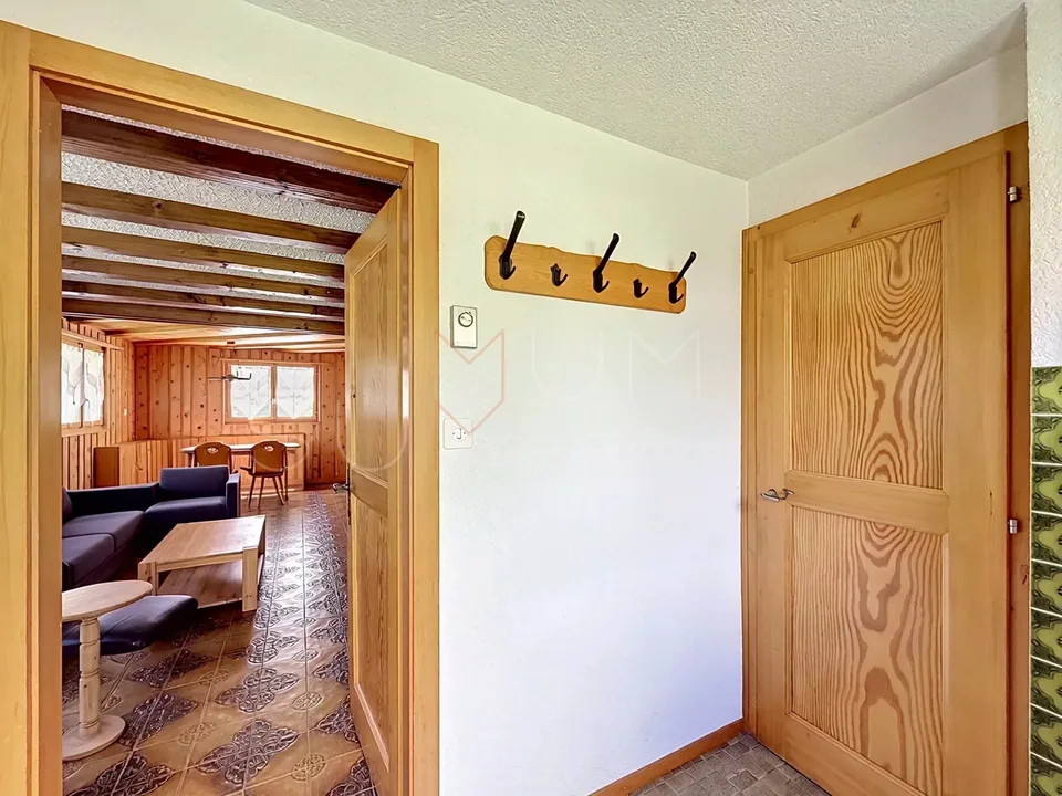 Exclusivité - à 5 min d'Ovronnaz, chalet authentique sans vis-à-vis
