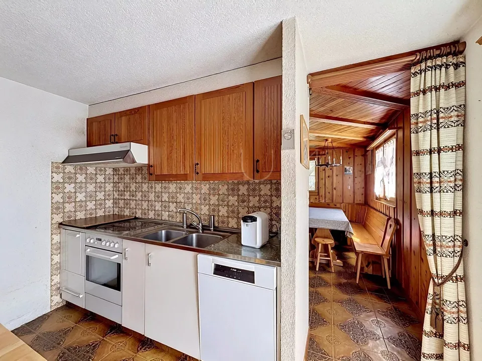 Exclusivité - à 5 min d'Ovronnaz, chalet authentique sans vis-à-vis