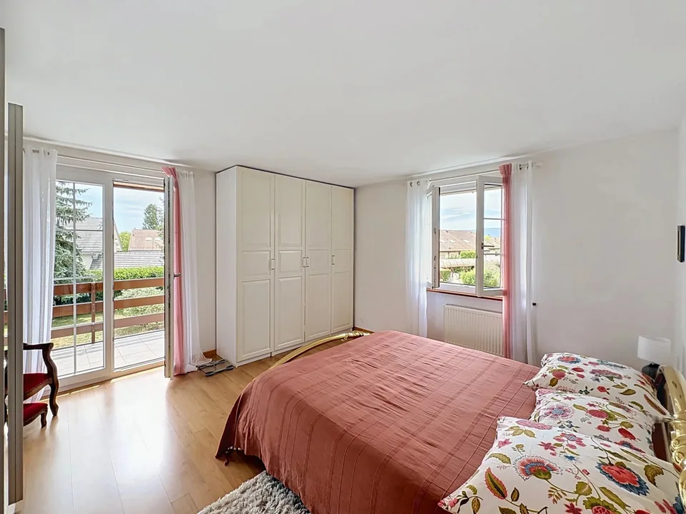 Casa familiare di 5-6 locali, lontano da rumori