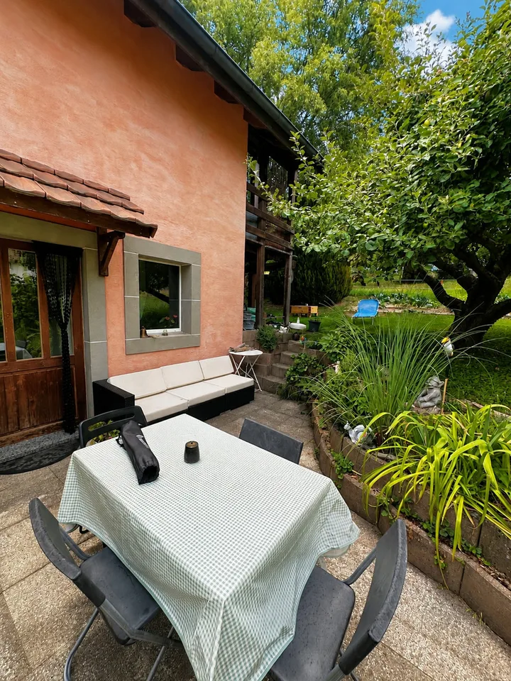 Charming cottage with garden