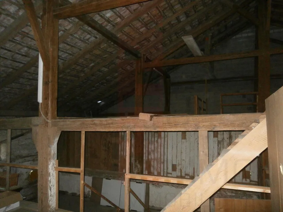Building in the center of the village of Fontenais