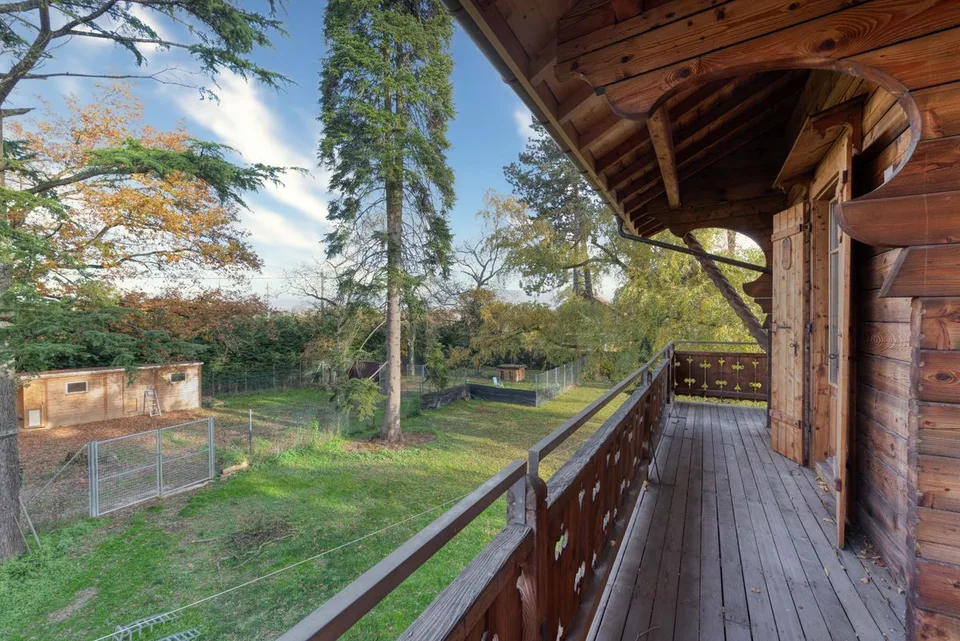 Proprietà affascinante nel cuore di un parco alberato di oltre 4.000 m2 – foto 5 di 26