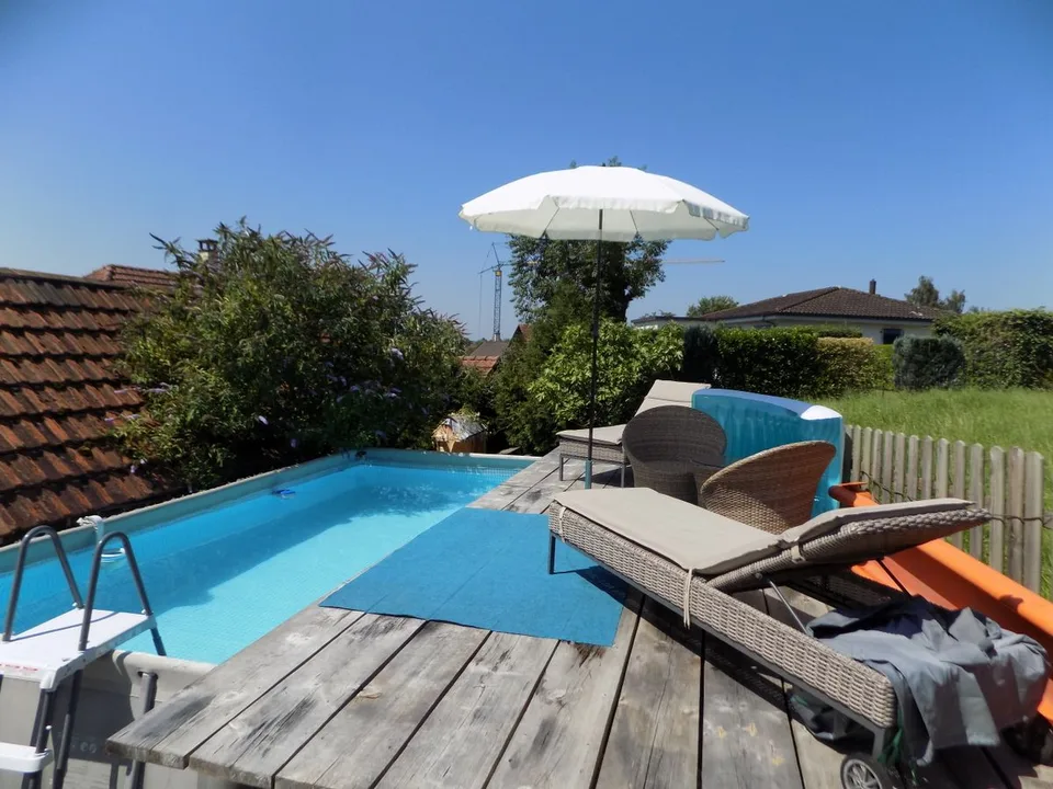 Superbe maison individuelle avec piscine à Möhlin – photo 2 sur 13